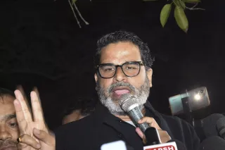 Prashant Kishor detained during Patna protest